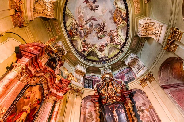Saint Nicholas church, Mala Strana, Prague — Stock Photo, Image