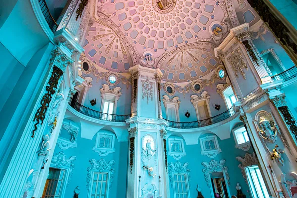 Interiores do palazzo Borromeo, lago maggiore, Stresa, itália — Fotografia de Stock