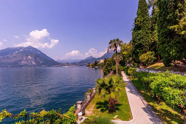 Villa Manastırı, Como Gölü, Varenna, İtalya
