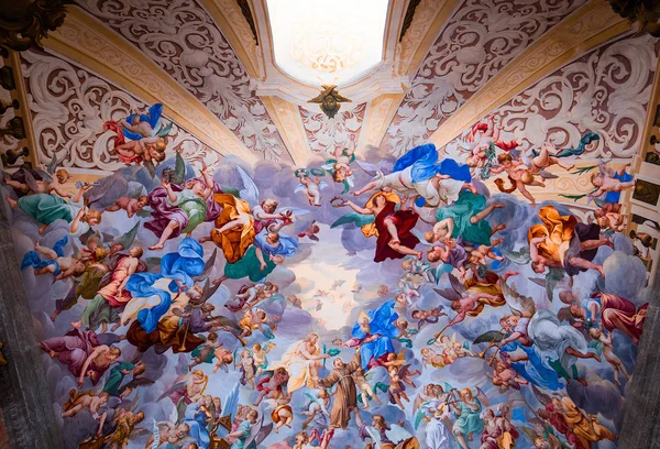 Kapel van Sacro monte di Orta, Orta San Giulio, Italië — Stockfoto