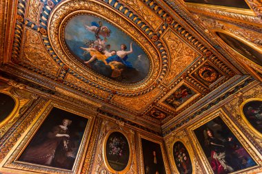 Hotel de Lauzun 'un iç dekorasyonları, Paris, Fransa