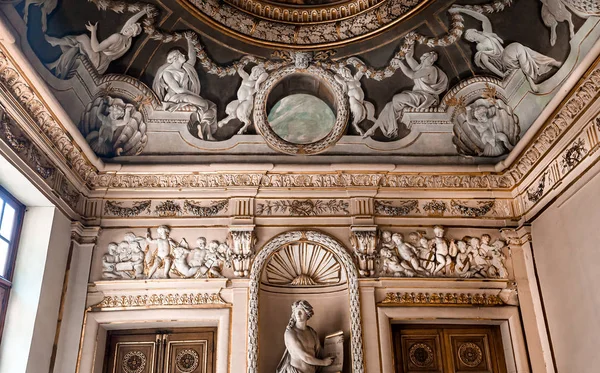 Interior decors of hotel de Lauzun, Paris, France — Stock Photo, Image