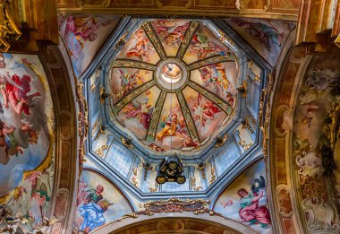 Basilica di Orta, Orta san Giulio, İtalya