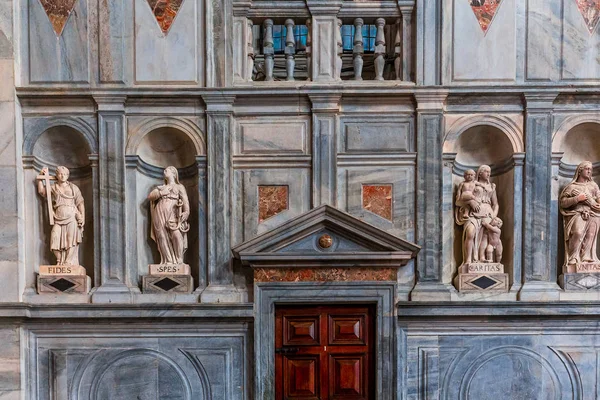 Kerk van de Duomo, Como, Italië — Stockfoto