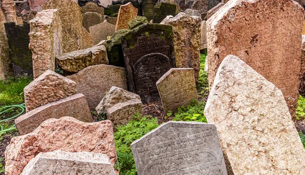 Ancien cimetière juif, Prague, République tchèque — Photo