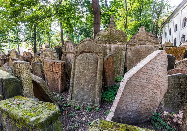 Starý židovský hřbitov, Praha, Česká republika — Stock fotografie