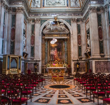 ROME, ITALY, 18 Haziran 2015: Saint John Lateran 'ın iç mimari ve mimari detayları, 18 Haziran 2015, Roma, İtalya