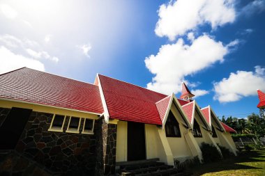 Cap Malheureux, Mauritius Adası 'nda kırmızı çatılı kilise.