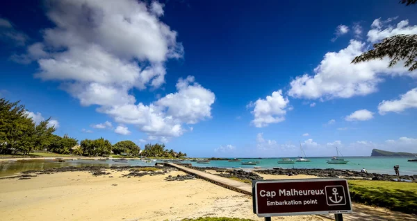 Coastline Boats Cap Malheureux Mauritius Island — Stock Photo, Image