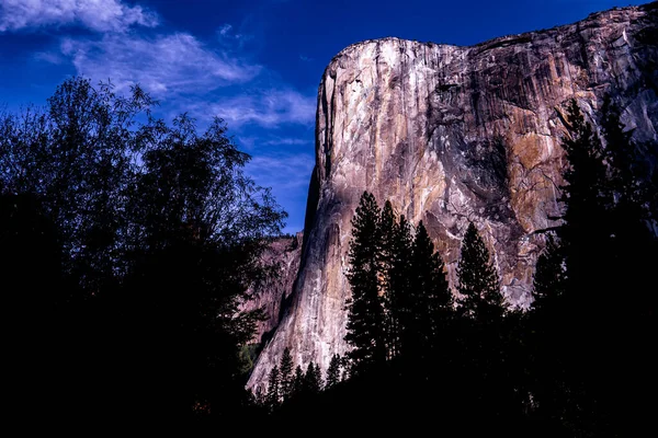 Muro Escalada Roca Mundialmente Famoso Capitán Parque Nacional Yosemite California — Foto de Stock