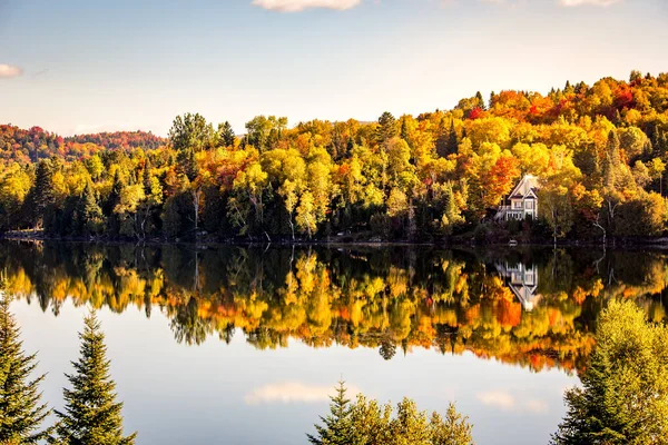 Laurentides Teki Lac Superieur Manzarası Mont Tremblant Quebec Kanada — Stok fotoğraf