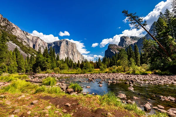 Muro Escalada Roca Mundialmente Famoso Capitán Parque Nacional Yosemite California — Foto de Stock