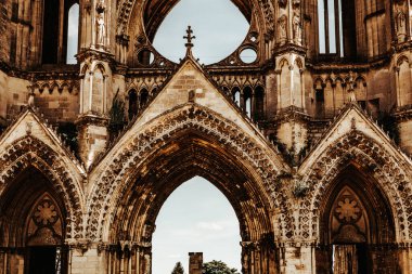 SOISSONS, FRANCE, 14 AĞUSTOS 2016: Saint Jean des vignes Abbey, 14 Ağustos 2016, Soissons, Aisne, Fransa