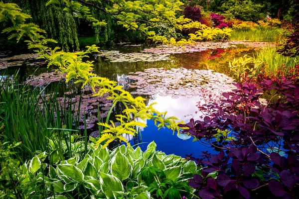 Giverny Frankrike Maj 2015 Impressionistiska Trädgårdar Och Dammar Claude Monet — Stockfoto