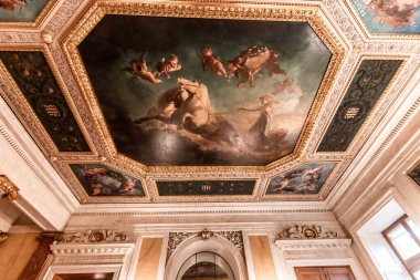 PARIS, FRANCE, 20 EYLÜL 2025: Fransız Cumhuriyeti Senatosu 'nun iç mimari ve mimari dekorları, parlamento binası