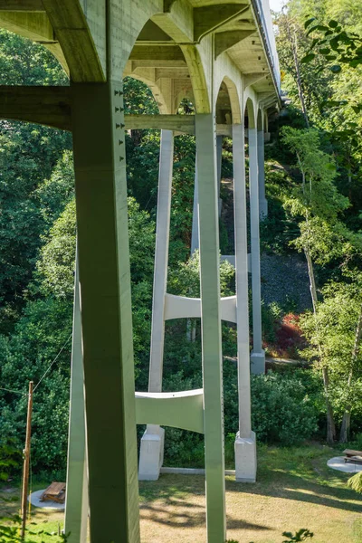 Widok Plataniny Autostrady Pod Hotelu Saltwater State Park Stanie Waszyngton — Zdjęcie stockowe