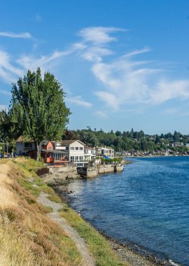 Batı Seattle sahil şeridi görünümü.