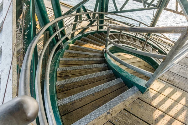 Uma Vista Cima Uma Escada Circular Renton Washington — Fotografia de Stock