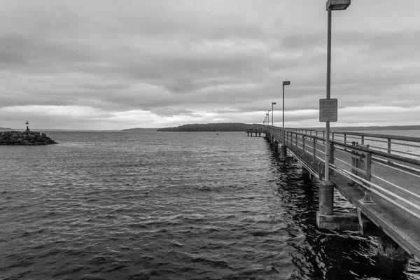 Nuvens Tempestade Escura Pairam Sobre Puget Sound Des Moines Washington — Fotografia de Stock