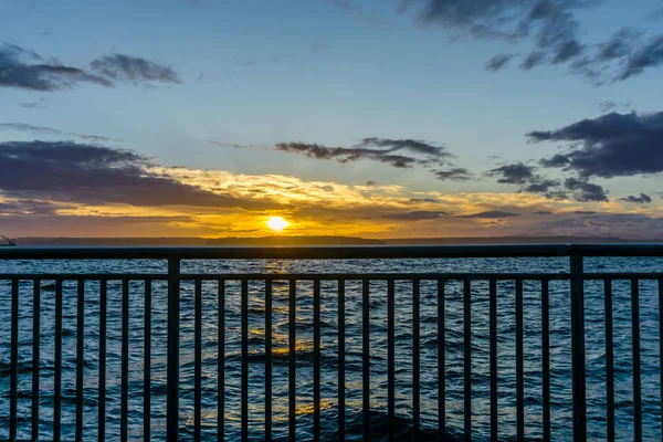 View Fence Golden Sunset Puget Sound West Seattle Washington — Stock Photo, Image