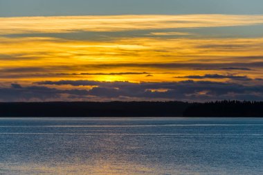 Güneş batmadan Pacific Northwest Puget ses.