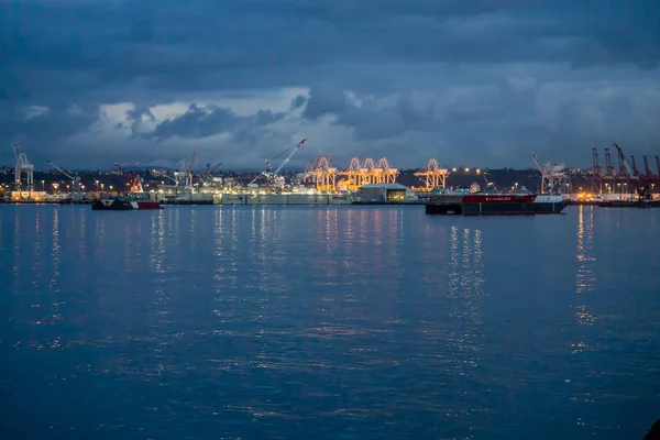 Una Vista Del Horizonte Del Puerto Seattle Por Noche — Foto de Stock
