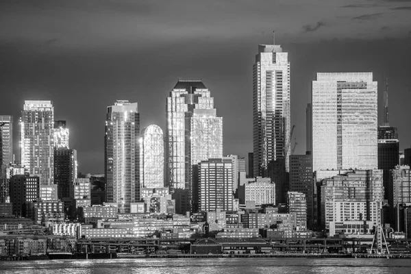 Sol Poniente Refleja Los Rascacielos Del Horizonte Seattle — Foto de Stock