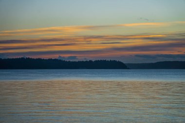 Puslu kuzeybatı günbatımı 