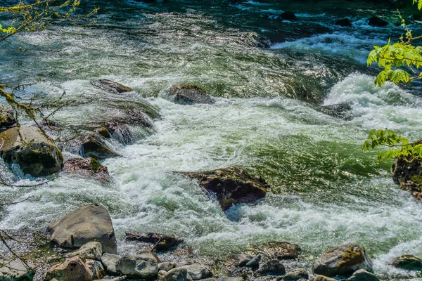 Witte rivier stroomversnellingen 2 — Stockfoto