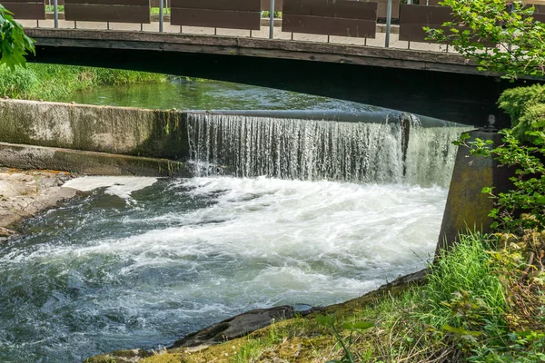 Tumwater Şelalesi Ve Köprü 2 — Stok fotoğraf