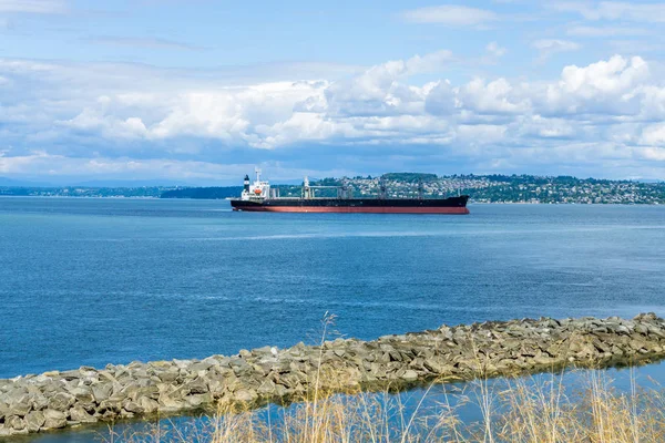 Tanker And Clouds 2 — Stock Photo, Image