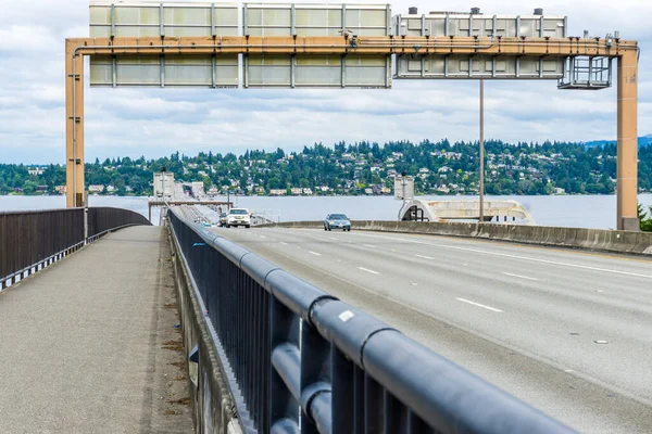 Sendero Cruza Los Puentes Flotantes Interestatal Seattle Washington — Foto de Stock