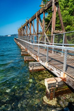Batı Seattle, Washington 'daki Jack Block Park' ta bir rıhtım manzarası.