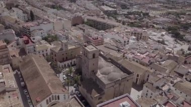 Drone fly, İspanya, Xavea, eski şehir, Parrquia de Sant Bartomeu