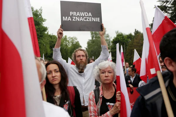 Osvětimi Osvětimi Polsko Června 2020 Nezávislost Pochod Pravicových Komunit Výročí — Stock fotografie