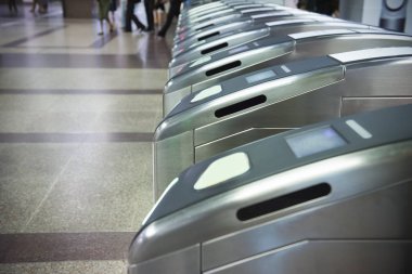 Yolcu bilet giriş Orchard Mrt istasyonu geçen kullanın
