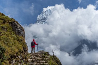 hotel everest profili Nepal everest trek bölgede yürüyüş trekker.
