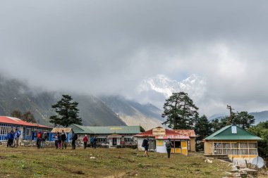 hotel everest profili Nepal everest trek bölgede yürüyüş trekker.
