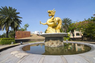 HAI Leng Ong heykel (Golden Sea Dragon) Kraliçe Sirikit Park'ta Phuket Town - Tayland üzerinde 26 Kasım 2018.