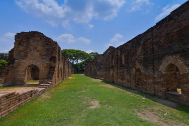 Kraliyet Sarayı Phra Na rai Ratchaniwet müzesinin iç kapısı, Lop buri Tayland.