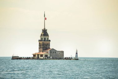 Maiden's Tower ile İstanbul Cityscape ve metin için yer