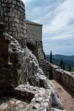 Sokol kale veya Sokol Grad Times'Bosna iç yakınındaki dağlık bölgenin kendi konumu nedeniyle Dubrovnik Cumhuriyetin en büyük ve en önemli kale olduğunu. 