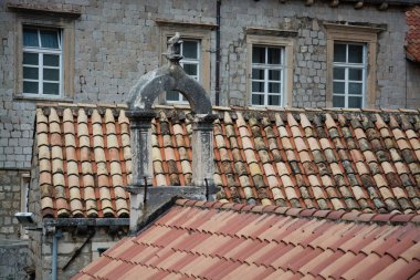 Dubrovnik Adriyatik Denizi üzerinde Hırvat bir şehirdir. Akdeniz, bir liman ve merkezi Dubrovnik Neretva County en önemli turistik yerlerinden biridir. 1979 yılında, Dubrovnik şehir Unesco listesinde dünya ona katıldı.