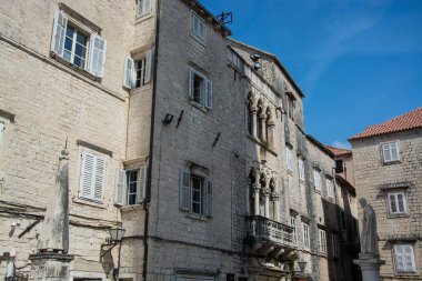 Trogir bir tarihi liman ilçesinde split-Dalmaçya, Hırvatistan Adriyatik kıyısındaki yeri,