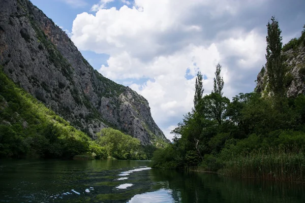 Цетина Река Юге Хорватии Впадает Адриатическое Море — стоковое фото