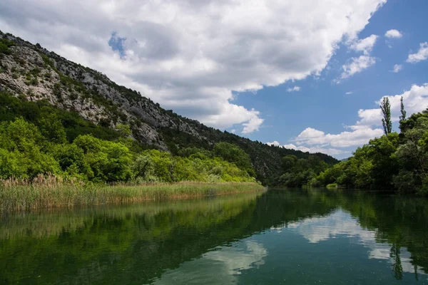 Cetina Est Une Rivière Dans Sud Croatie Jette Dans Mer — Photo
