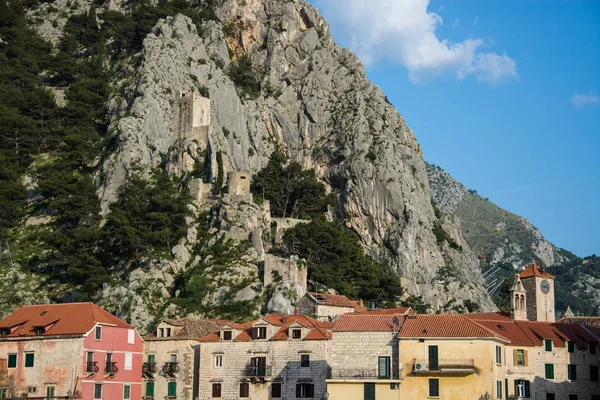 Omis Ist Eine Stadt Und Hafen Der Dalmatischen Region Kroatien — Stockfoto