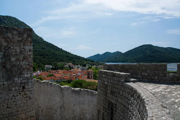 Ston Ist Eine Stadt Kreis Dubrovnik Neretva Kroatien Die Sich — Stockfoto