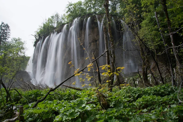 Národní Park Plitvická Jezera Jedním Nejstarších National Parks Jihovýchodní Evropě — Stock fotografie