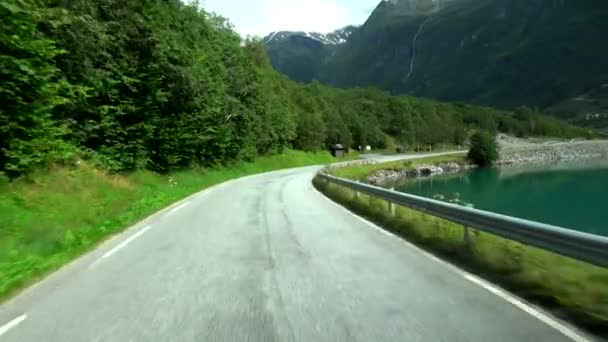 Briksdalsbreen Ist Einer Der Zugänglichsten Und Bekanntesten Arme Des Jostedalsbreen — Stockvideo